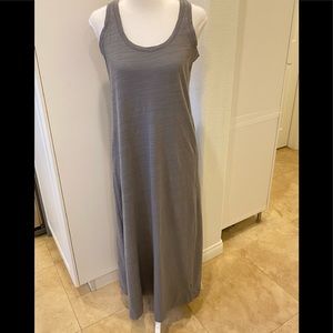 Saks Fifth Avenue threads women’s cotton dress M